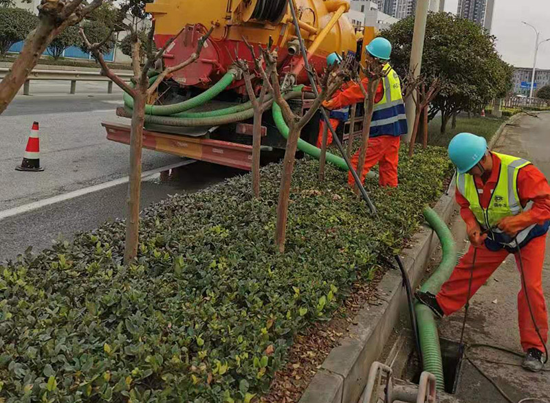 田阳市政管道清淤